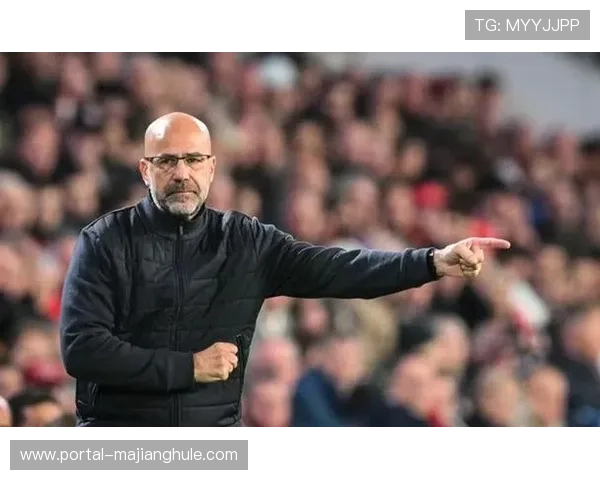 奥林匹亚科斯1-1埃因霍温，佩皮补时绝平抢分